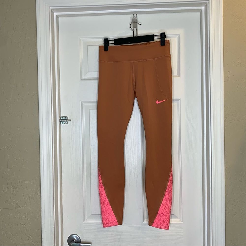 NIKE Dri-Fit Orange-Tan Pink Leggings Ankle Length Back Stash Pocket Size Small